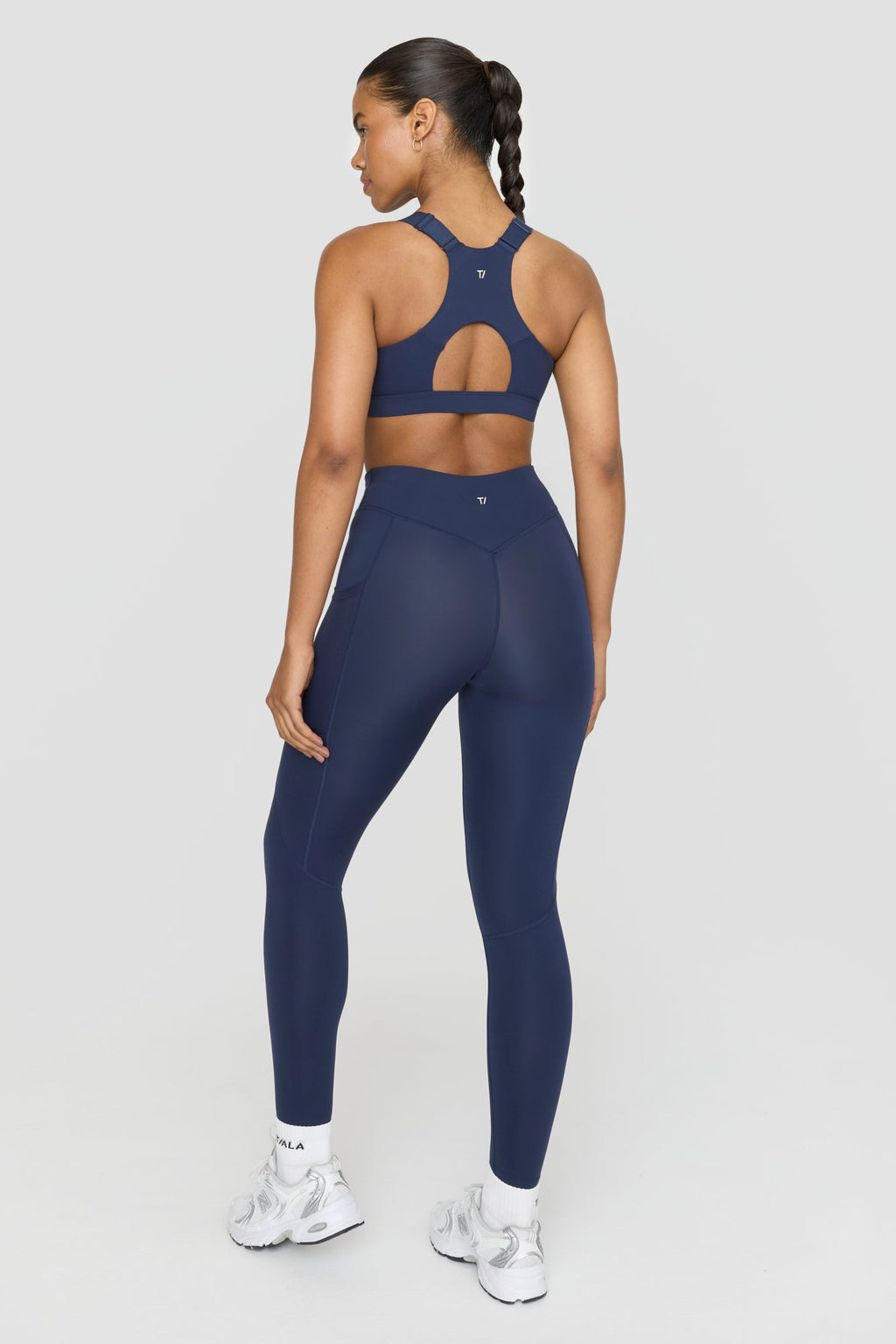 FormTech Zip Front Open Back Sports Bra - Navy