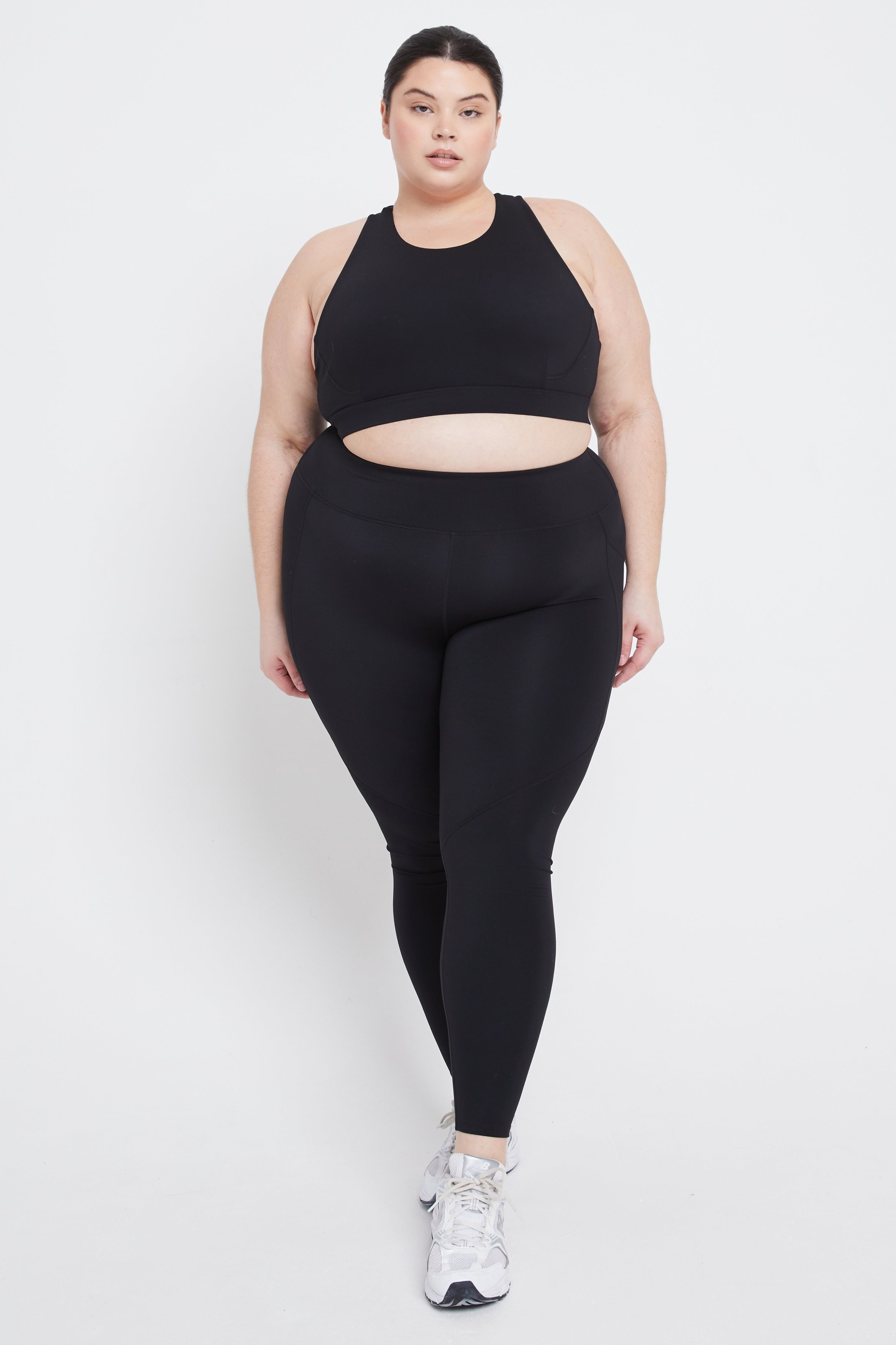 SkinLuxe Open Back Sports Bra - Shadow Black