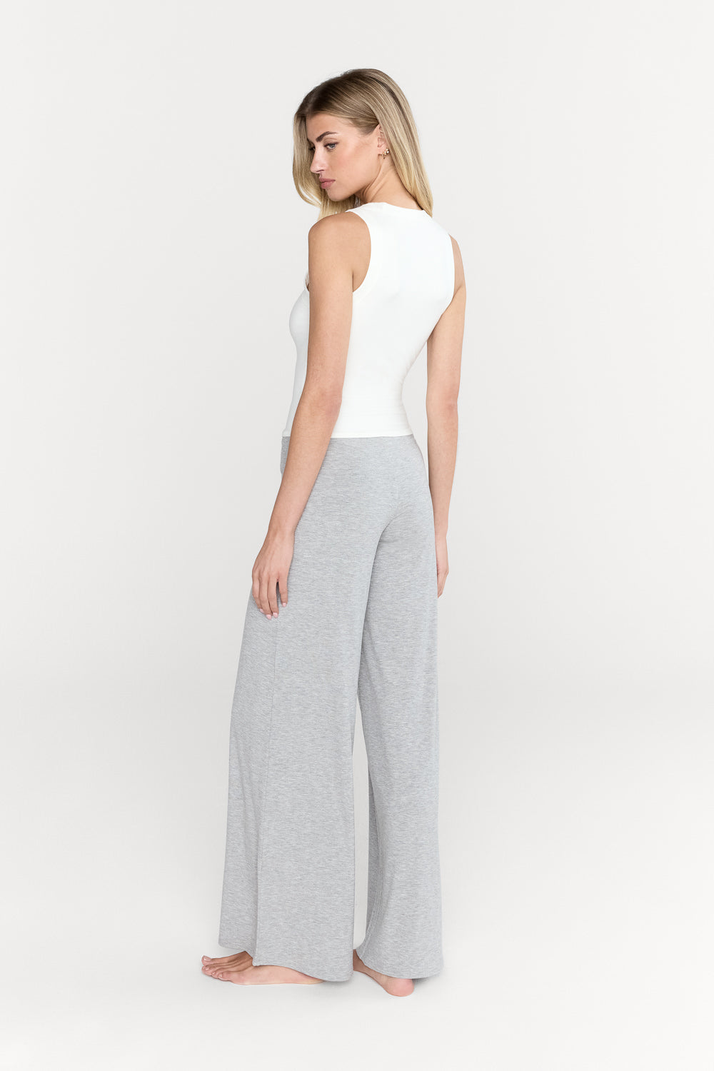 365 Sculpting Lounge Racer Tank - Coconut Milk