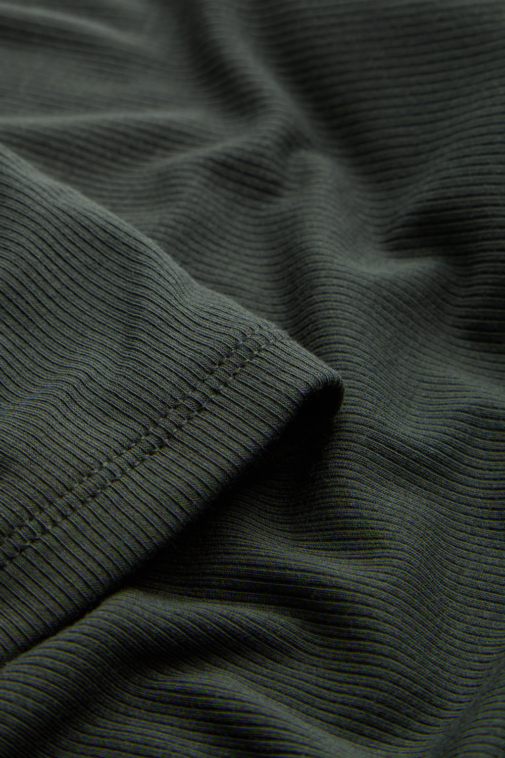 365 Sculpting Lounge Top - Dark Moss