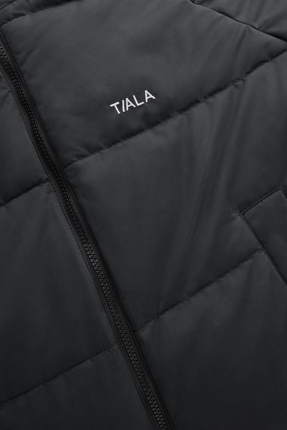 Cocoon T Logo Reversible Puffer Jacket - Black