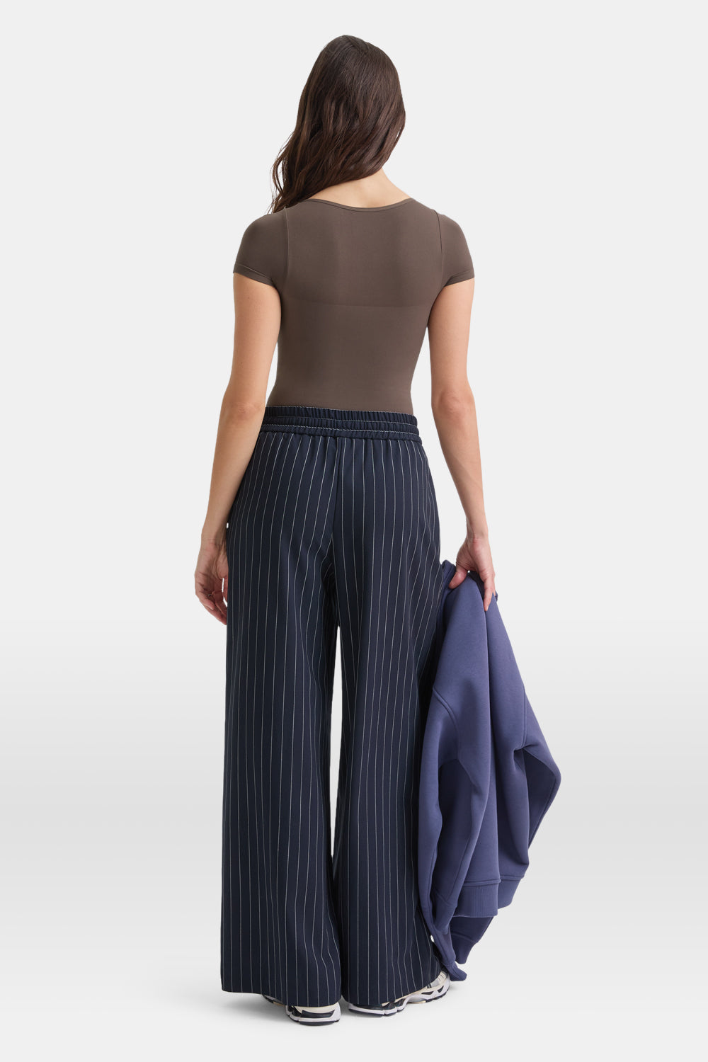 365 Contour Crew Neck Bodysuit - Mocha