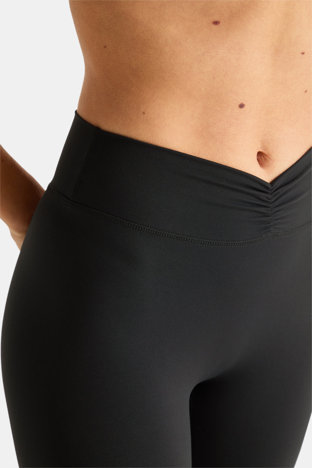 DayFlex Ruched Waist No Front Seam Legging - Shadow Black