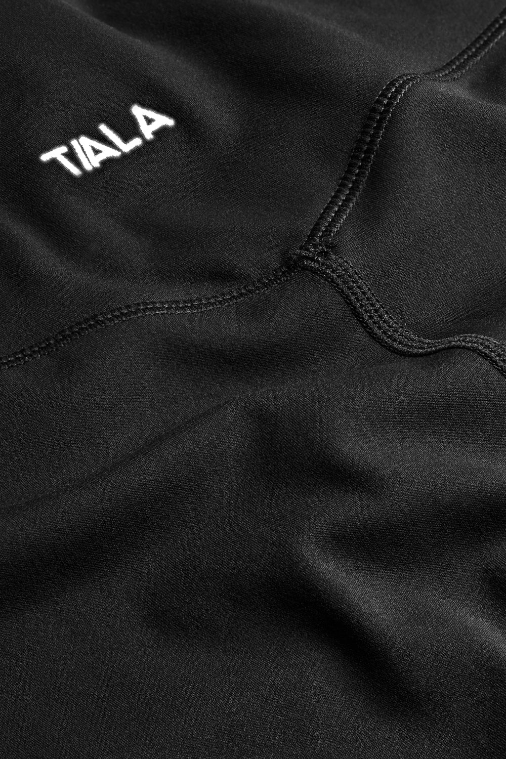 DayFlex Wrap Capri No Front Seam Legging - Shadow Black