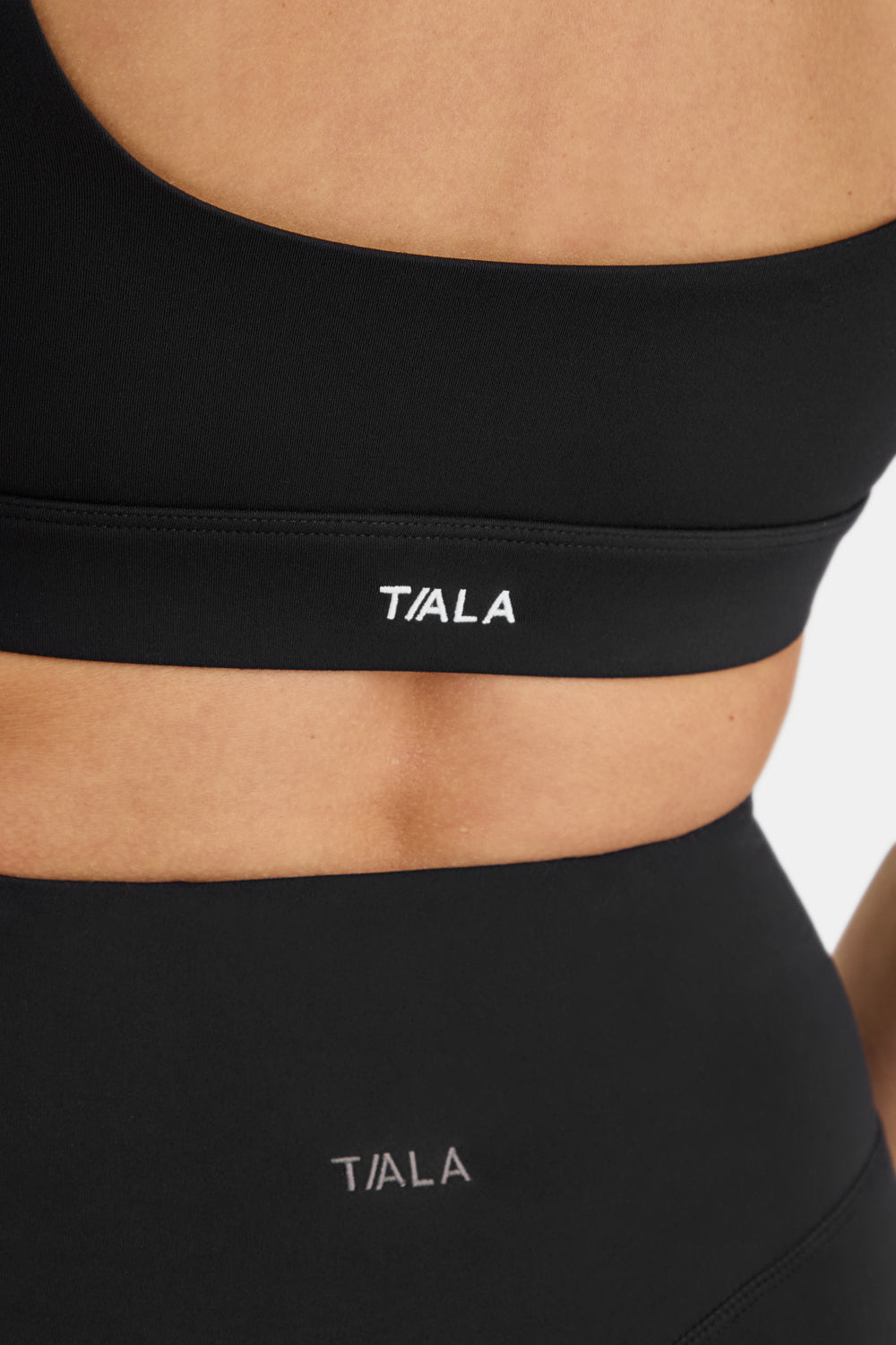 DayFlex Square Neck Sports Bra - Shadow Black