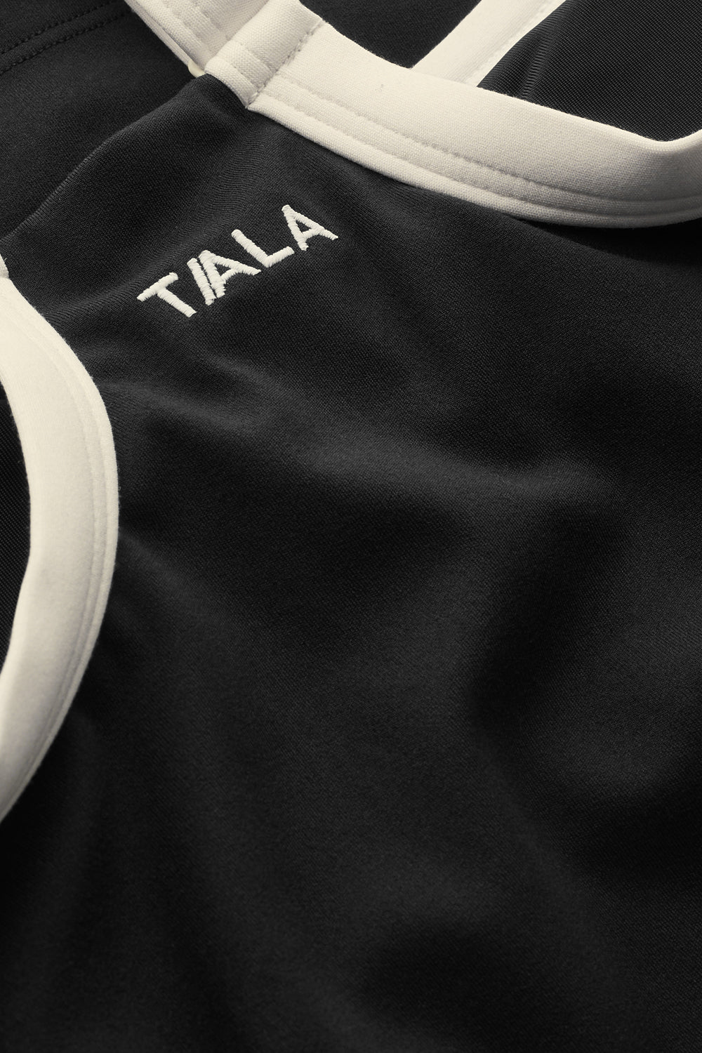 DayFlex Built-In Support Bandeau Vest - Shadow Black