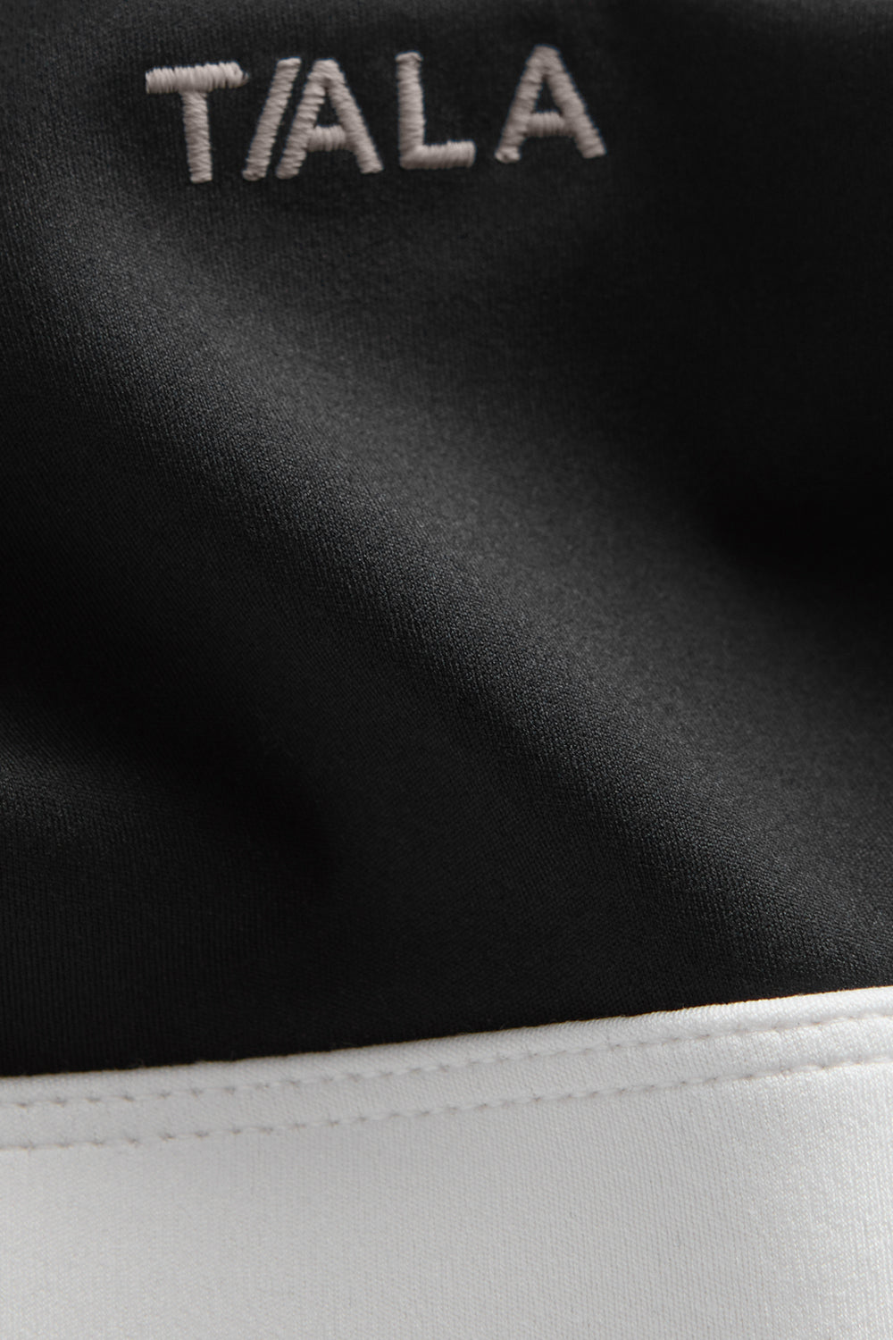 DayFlex Open Back Square Neck Sports Bra - Shadow Black And Ivory