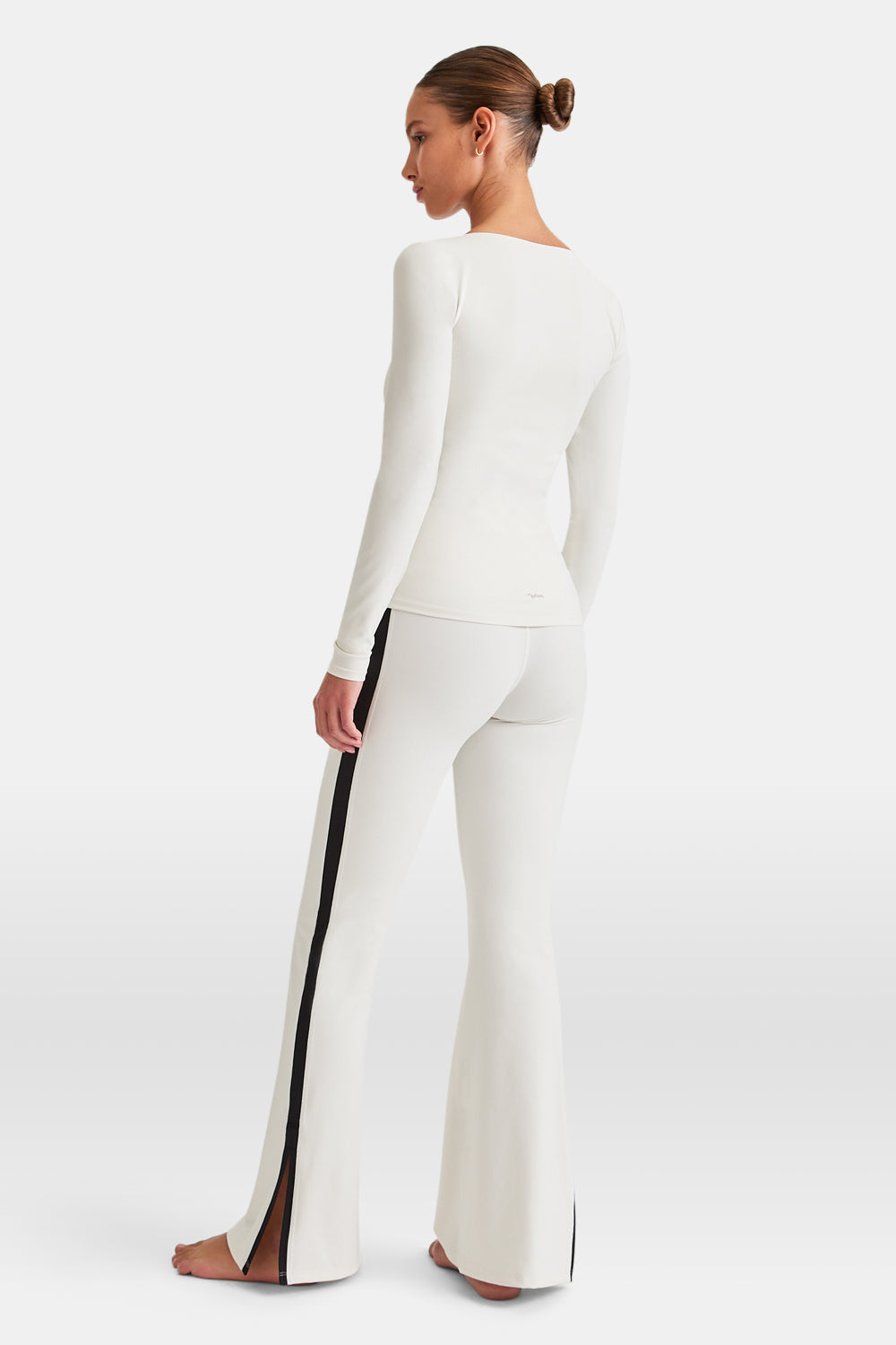 DayFlex Scoop Neck Top - Ivory