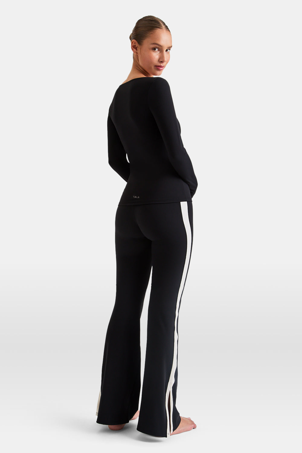 DayFlex Scoop Neck Top - Shadow Black