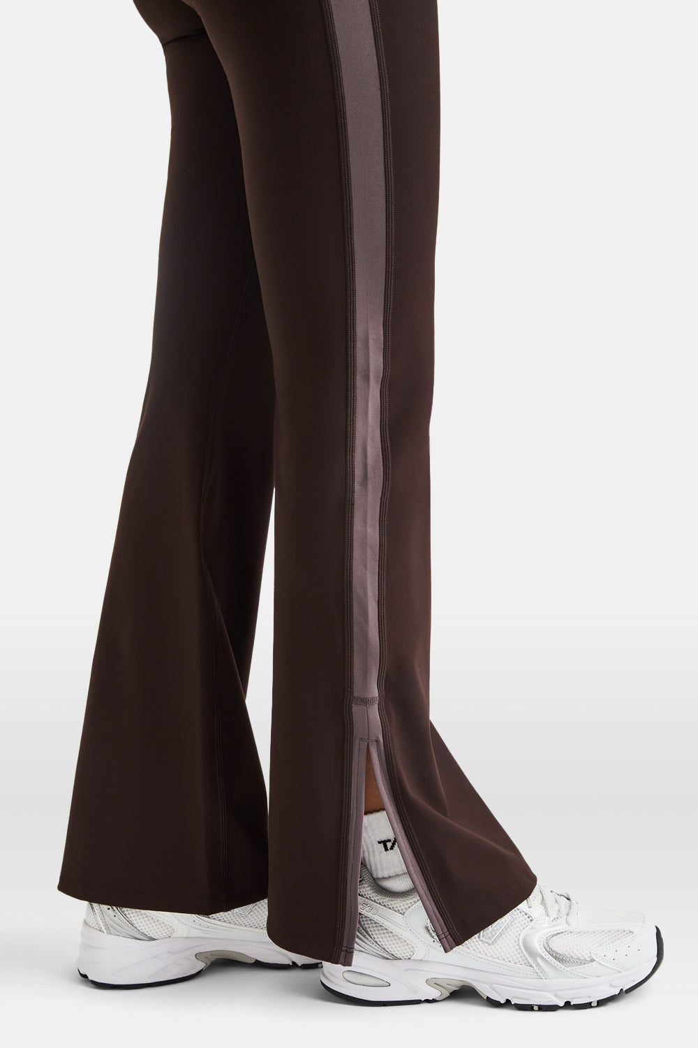 DayFlex Contrast Stripe Side Split Flared Yoga Pant No Front Seam - Americano And Mocha