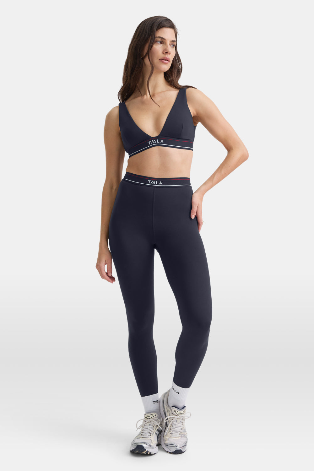 DayFlex V Neck Logo Band Sports Bra - Midnight Navy
