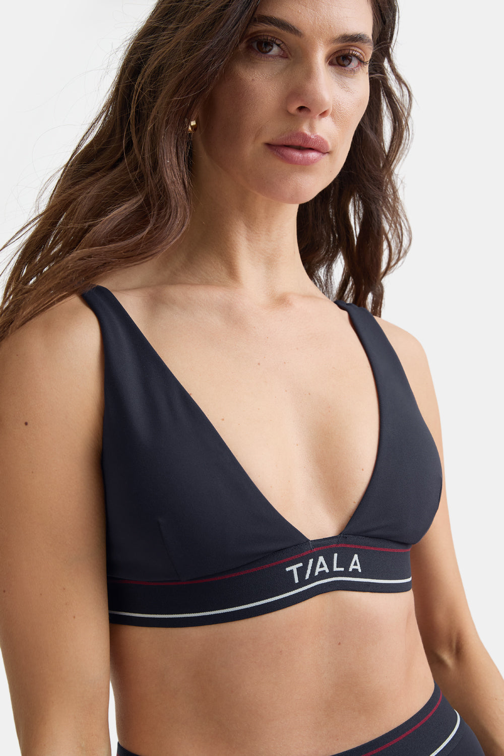DayFlex V Neck Logo Band Sports Bra - Midnight Navy