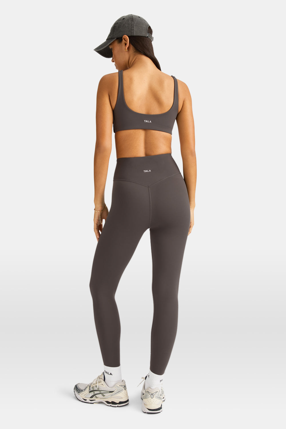DayFlex Twist Front Sports Bra - Mocha Brown