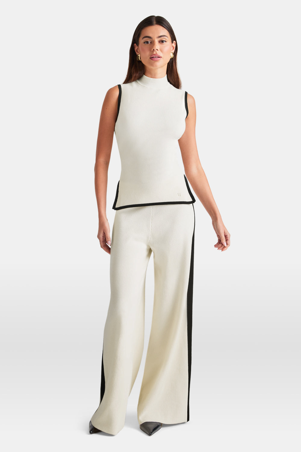 Sleeveless Mock Neck Ribbed Knit Tank - Buttermilk And Black