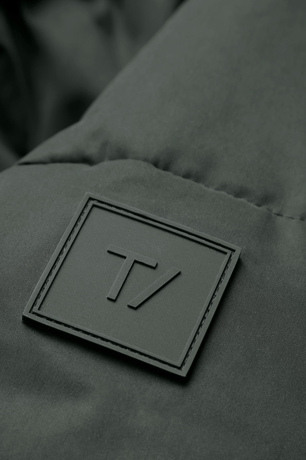 Storm Puffer Jacket - Dark Moss