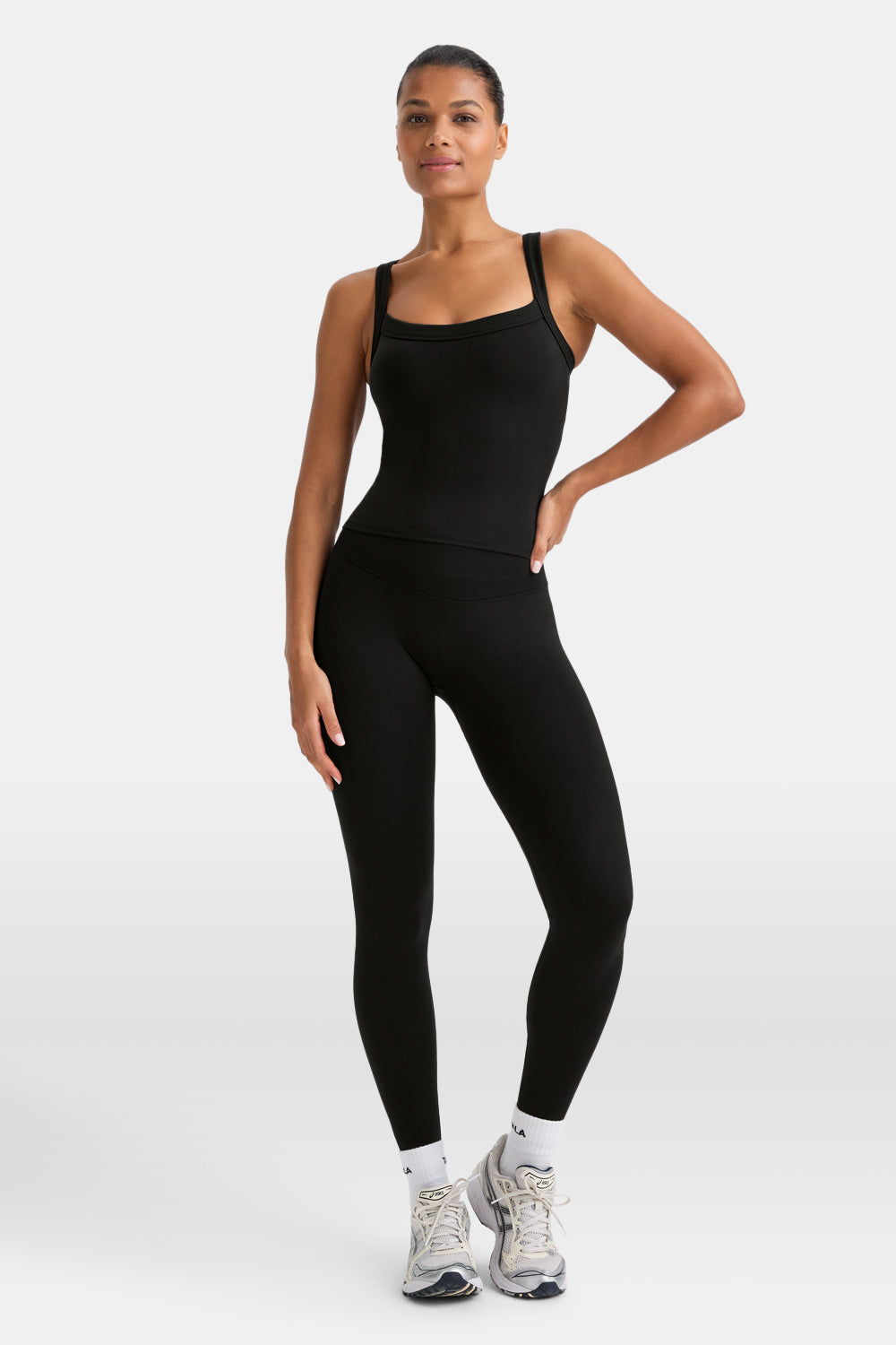 Sculpt Seamless Wide Scoop Neck Cami - Black