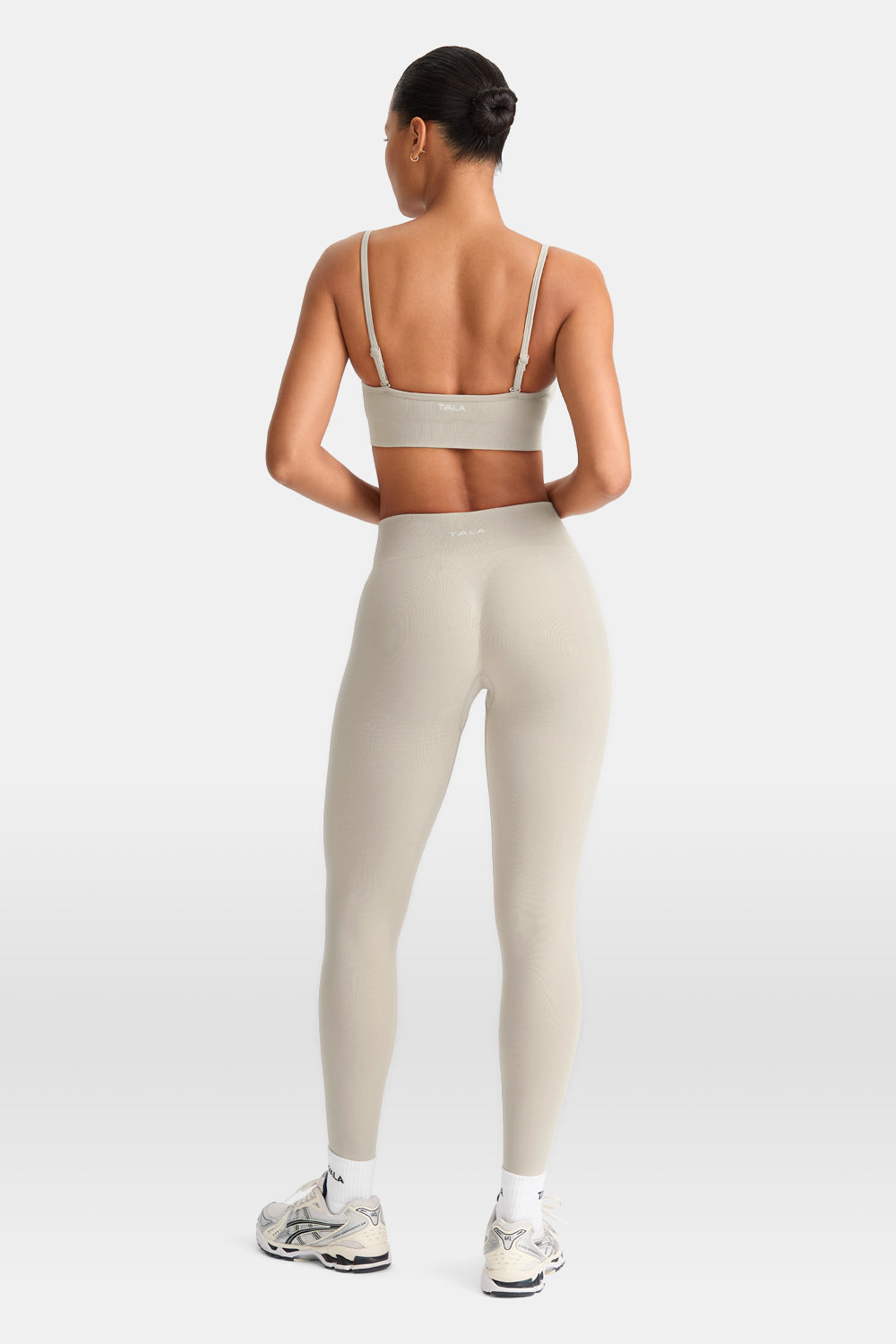 Sculpt Seamless Bandeau Sports Bra - Chai Marl