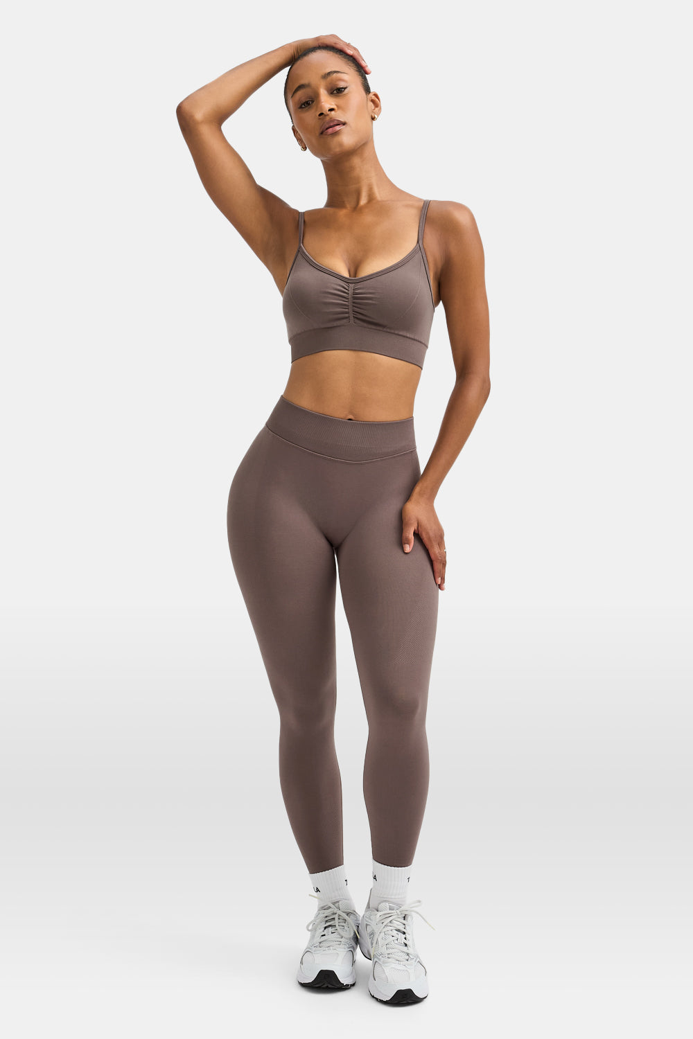 Sculpt Seamless Ruched Sports Bra - Dark Truffle