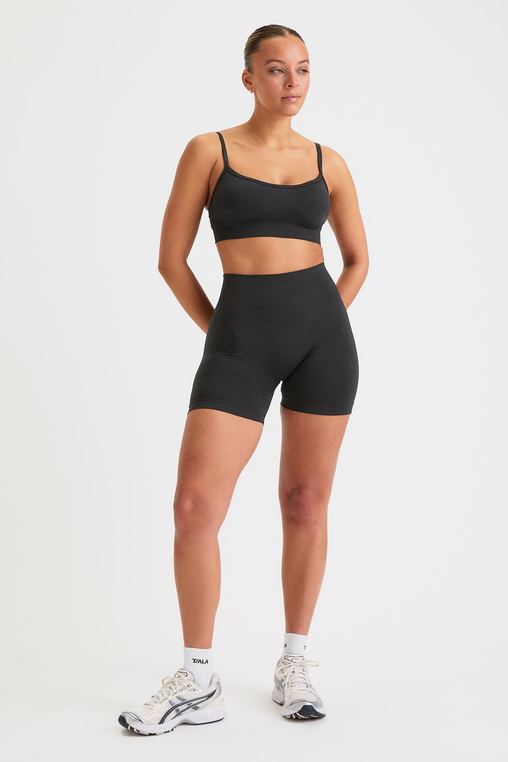 Sculpt Seamless Scrunch Shorts - Black Marl