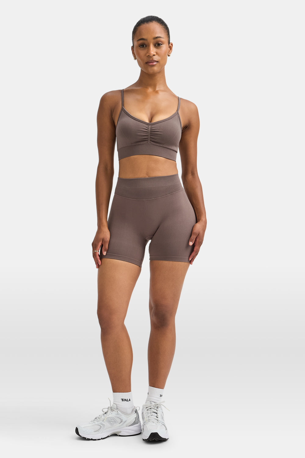 Sculpt Seamless UltraSculpt Shorts - Dark Truffle