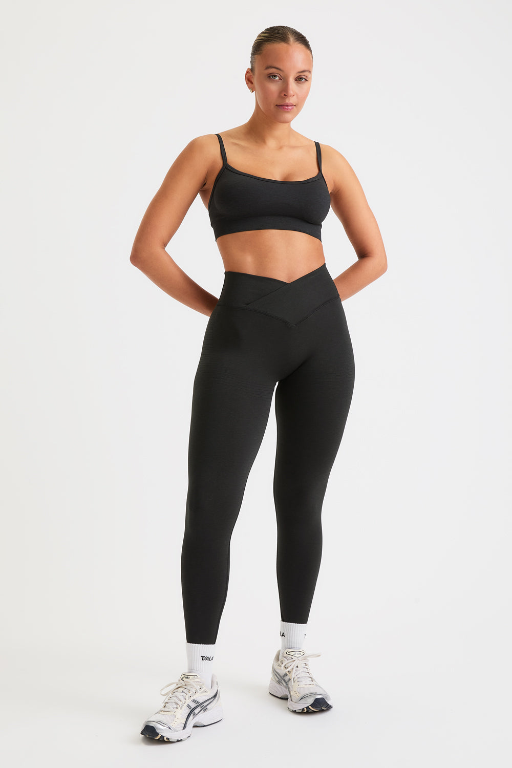 Sculpt Seamless Wrap Scrunch Legging - Black Marl