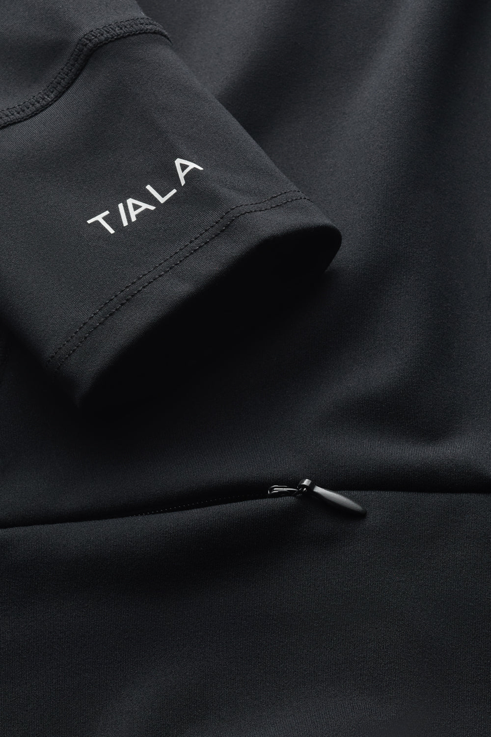 SkinLuxe Full Length Running Top - Shadow Black