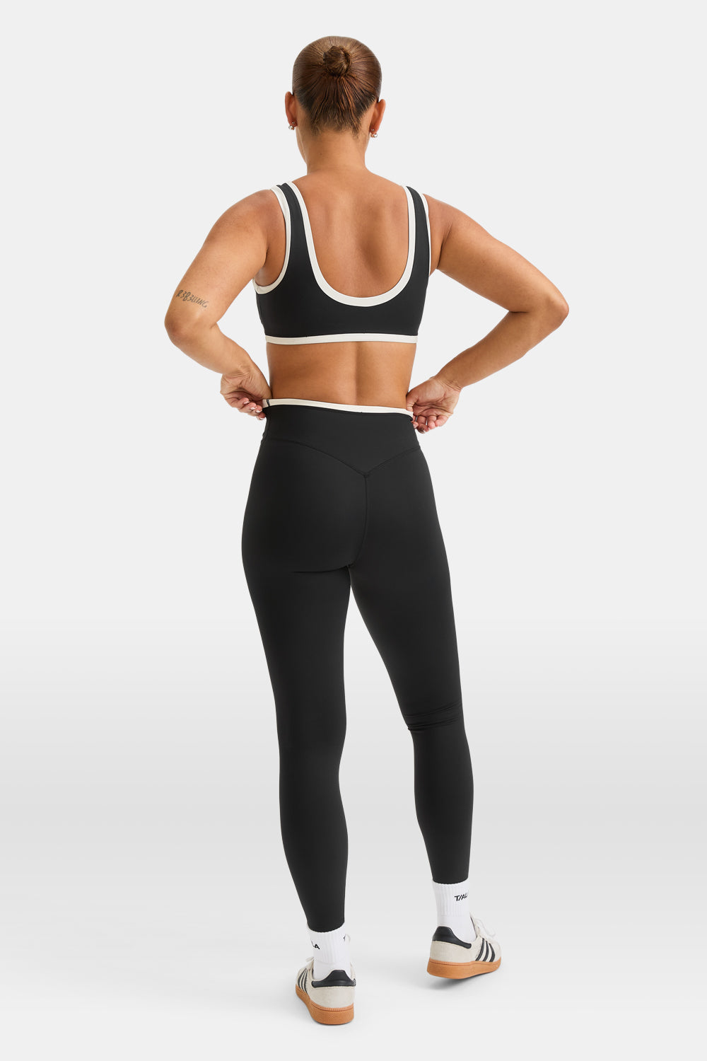 SkinLuxe Contrast Waistband Legging - Black / Ivory