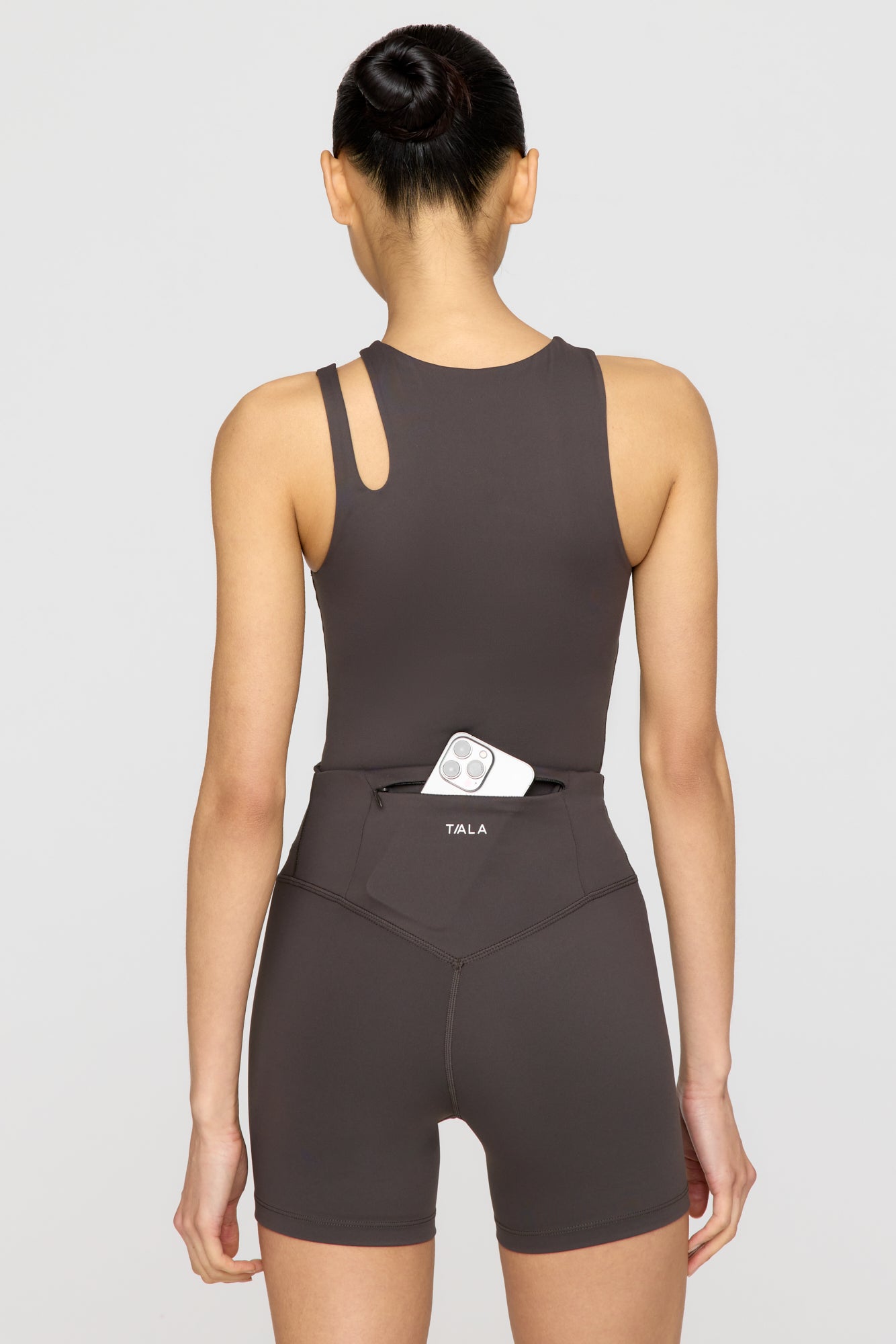 SkinLuxe High Waisted Cycling Shorts - Slate Brown