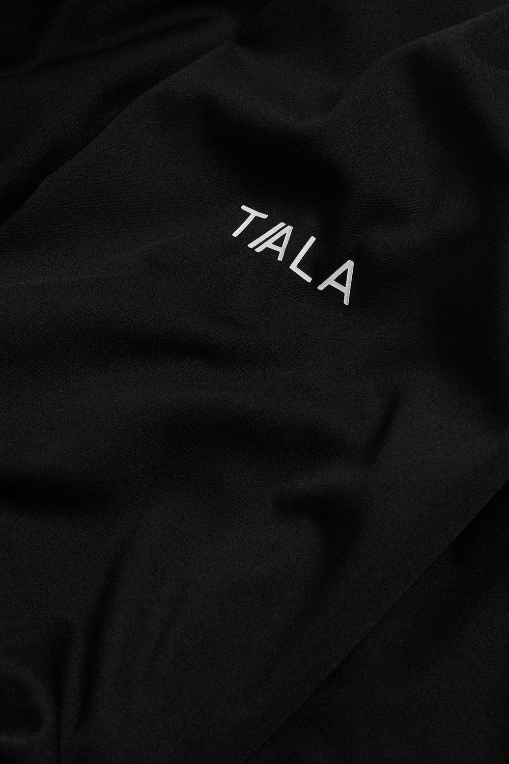 UltraLite Quarter Zip Jacket - Black