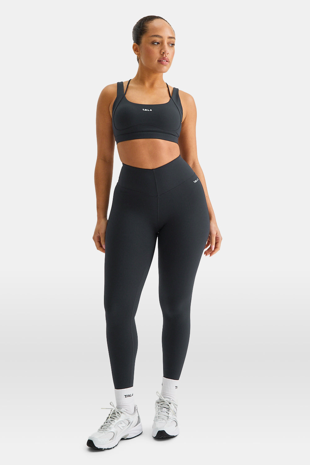 SkinLuxe V-Waist Legging - Shadow Black