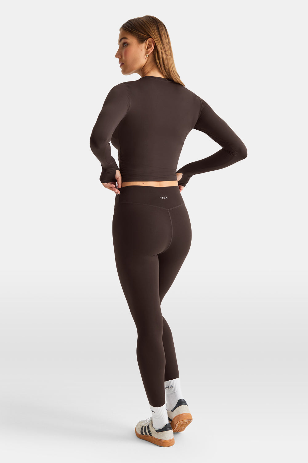 UltraLite Ruched Long Sleeve Top - Americano